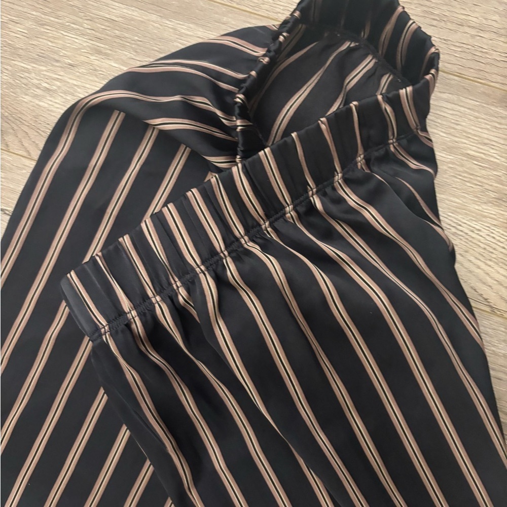 Reitmans Women’s Striped Pajama Set Size Medium - Picture 12 of 15